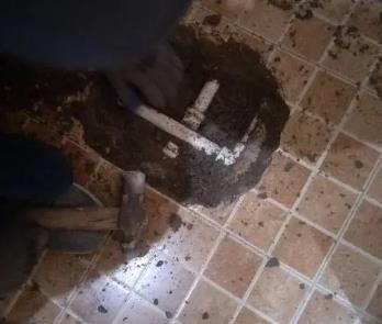 贡觉卫生间漏水维修公司为您分享下卫生间渗水如何处理及注意事项
